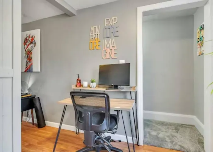 Near Arsenal Park L Street Parking Apartment Pittsburgh